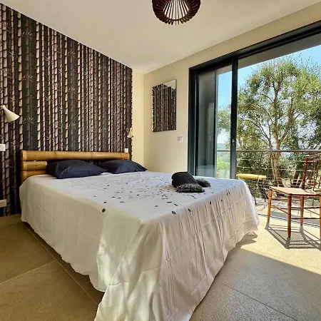 La Caladine In A Quiet Location וילה