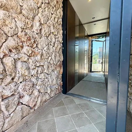 La Caladine In A Quiet Location *