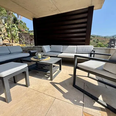 La Caladine In A Quiet Location