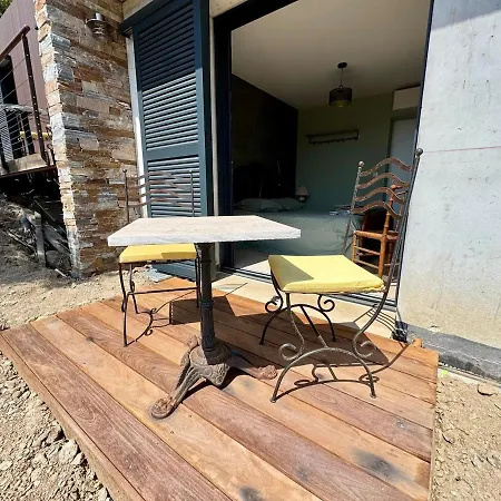 La Caladine In A Quiet Location فيلة *