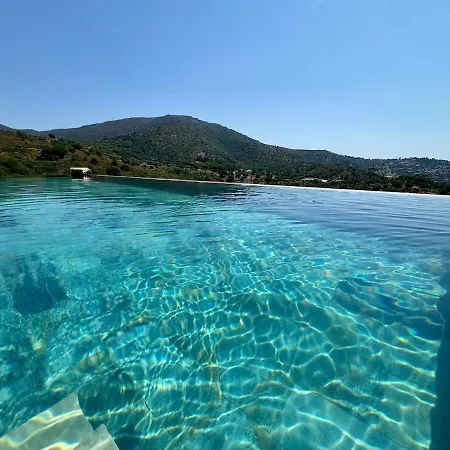 فيلة La Caladine In A Quiet Location بورم لي ميموزا